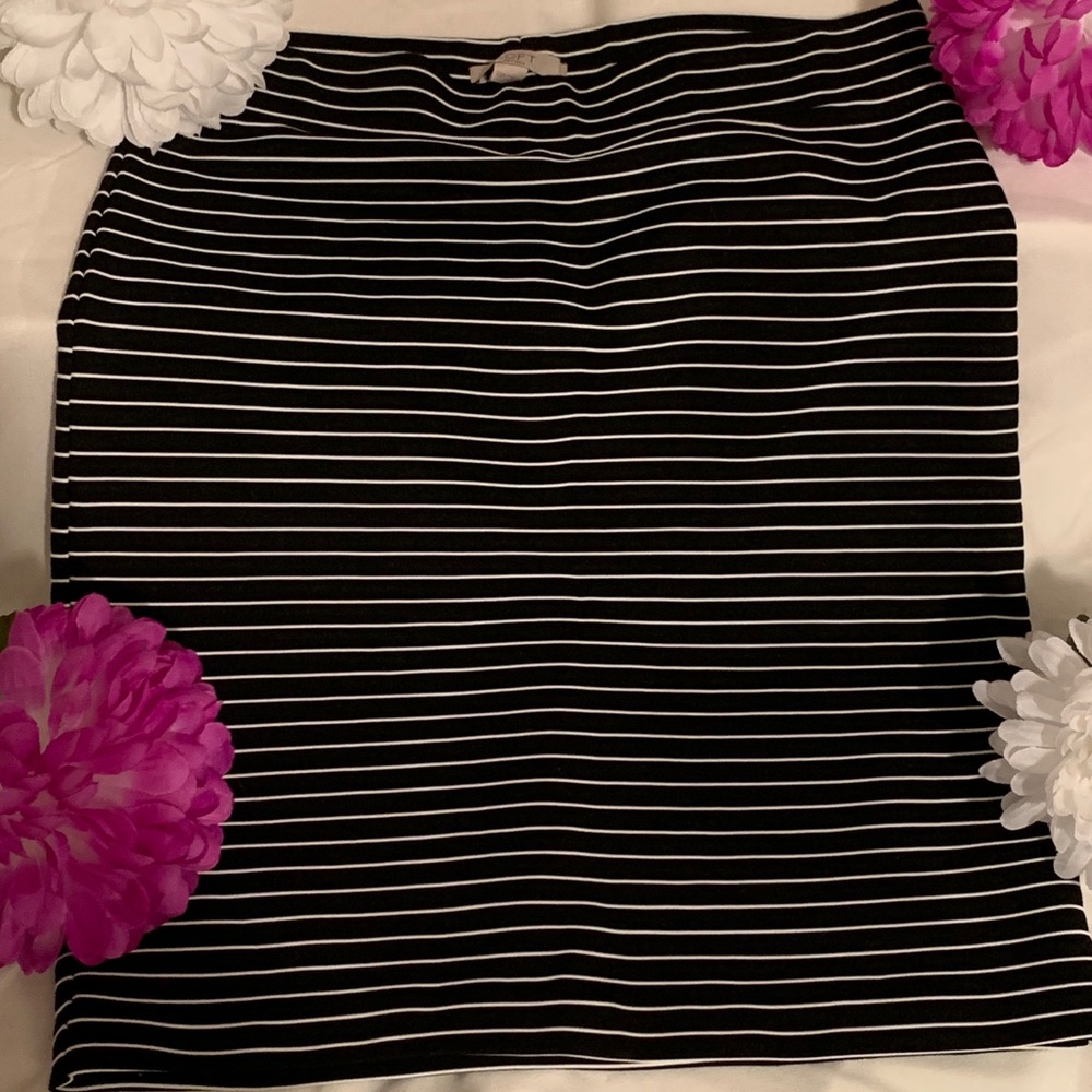 🌹Loft Mini Skirt Petites🌹